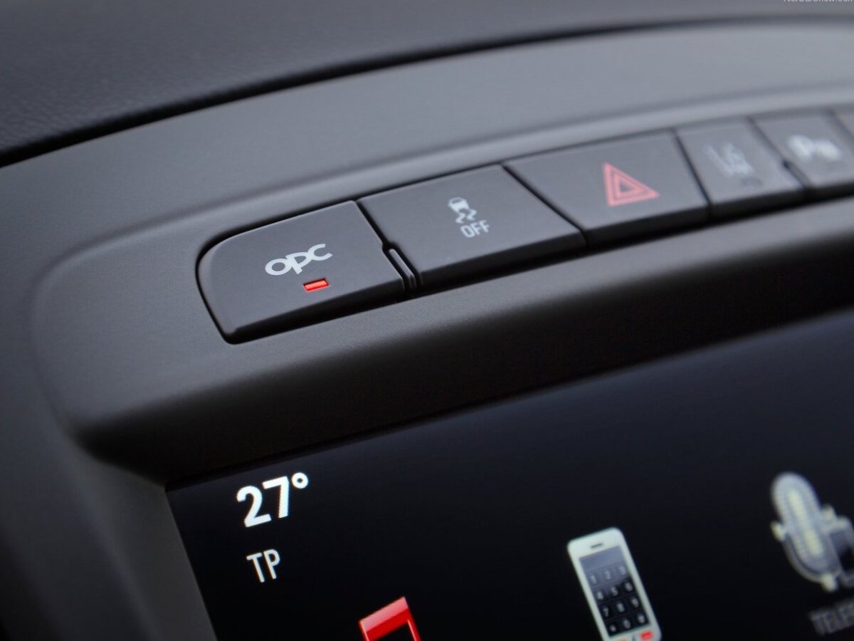 Opel-Insignia OPC Sports Tourer 2014