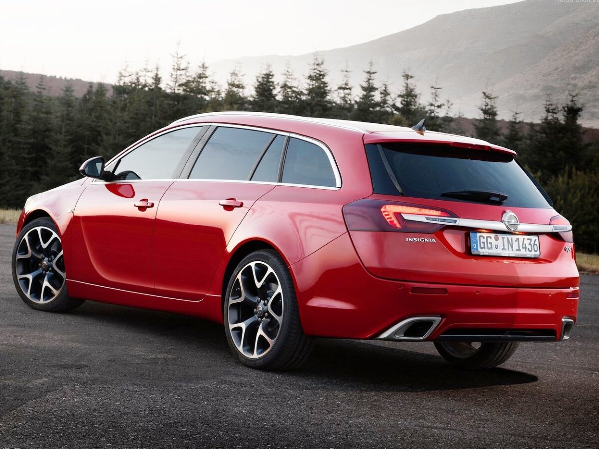 Opel-Insignia OPC Sports Tourer 2014