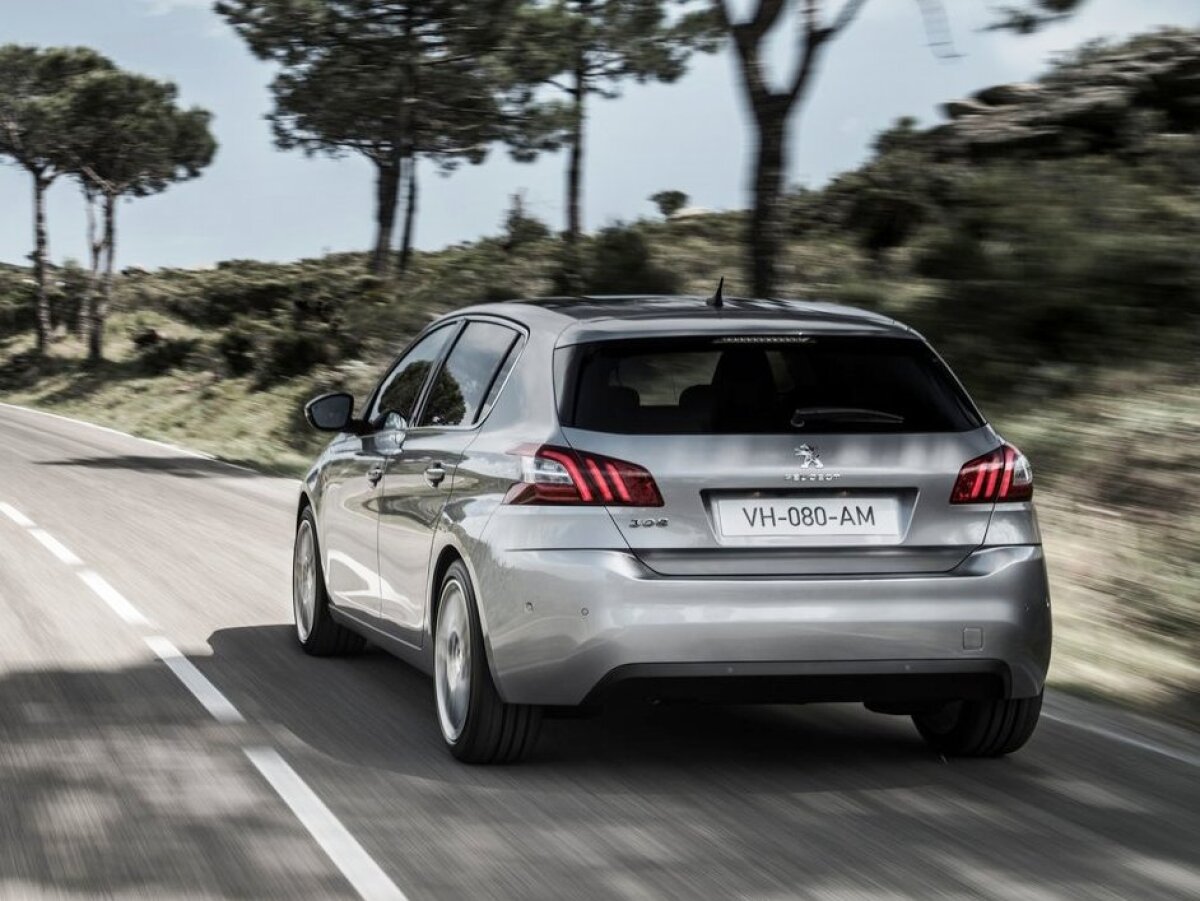 Peugeot-308 2014
