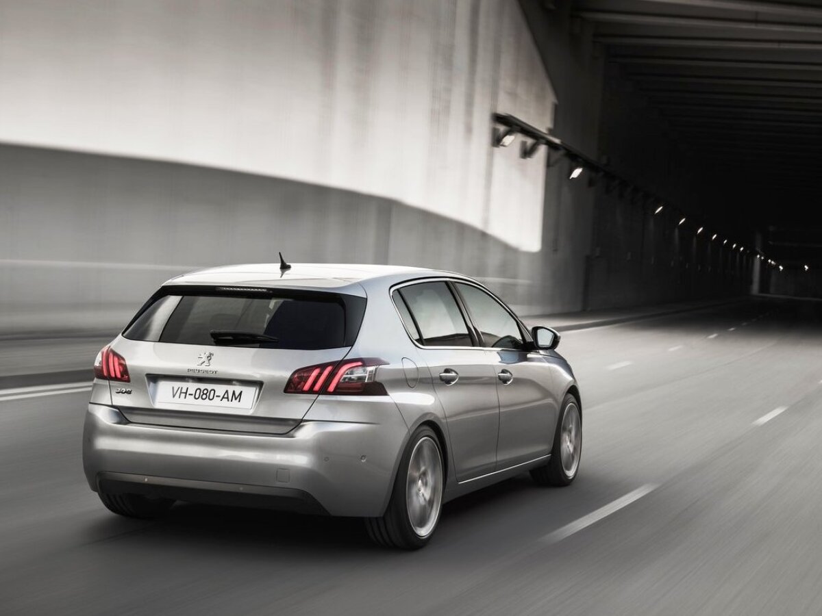 Peugeot-308 2014
