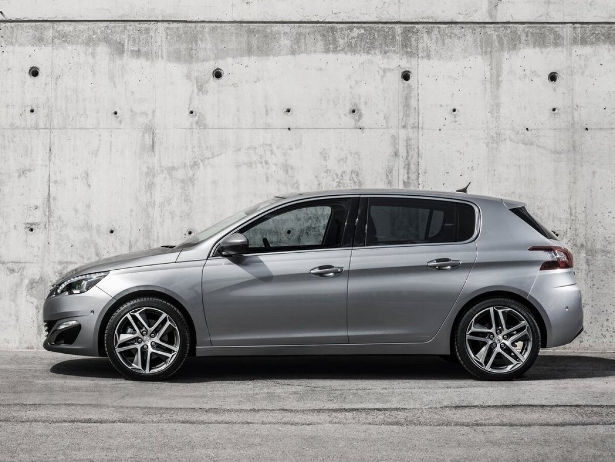 Peugeot-308 2014