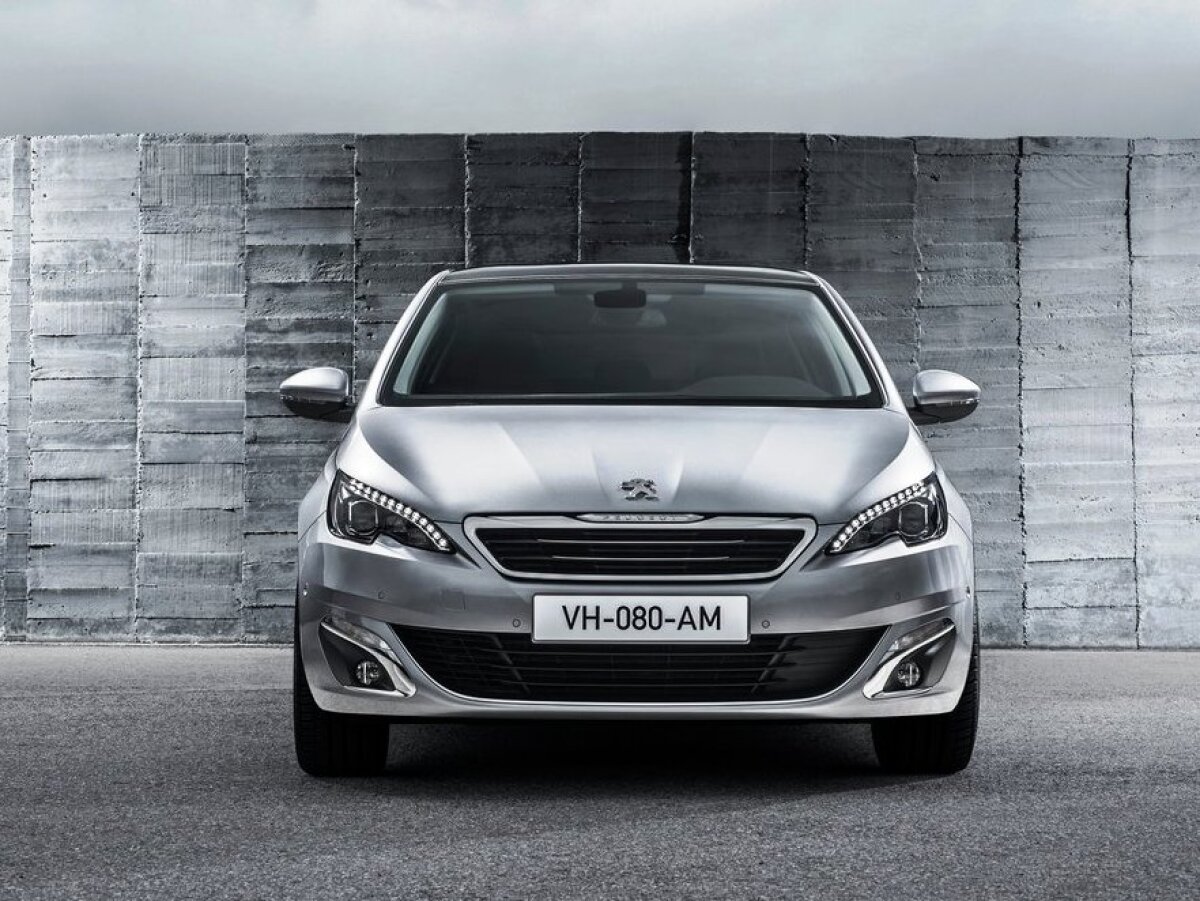 Peugeot-308 2014