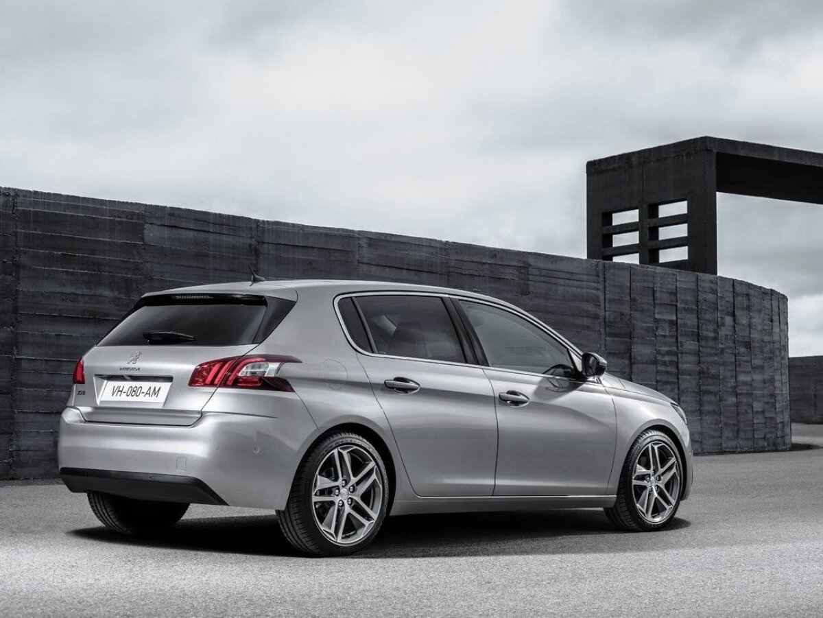 Peugeot-308 2014