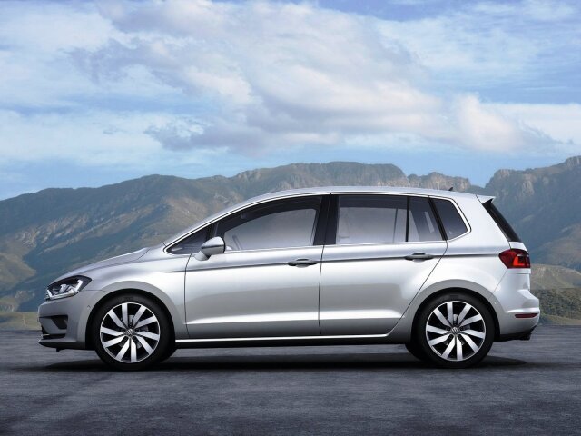 Volkswagen-Golf Sportsvan Concept 2013