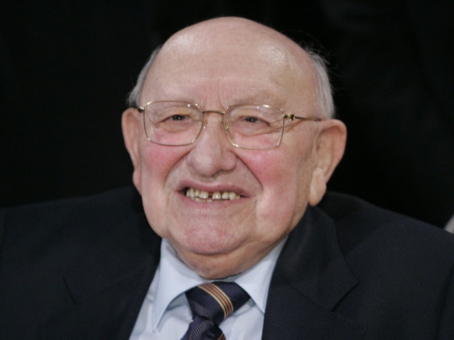 Germany Obit Reich-Ranicki