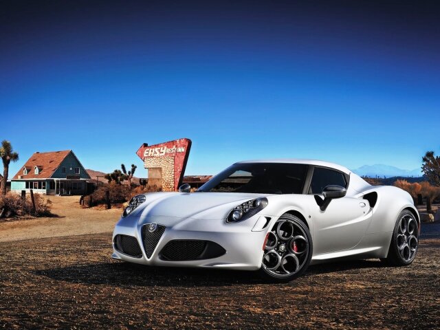 Alfa Romeo-4C 2014
