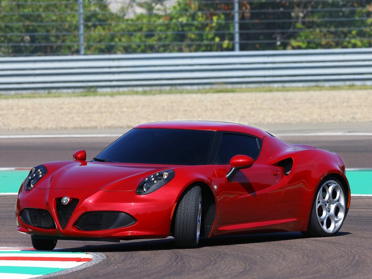 Alfa Romeo-4C 2014
