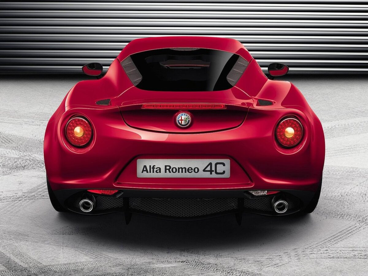 Alfa Romeo-4C 2014