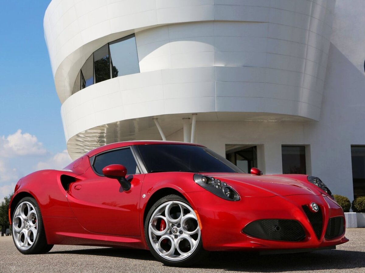 Alfa Romeo-4C 2014