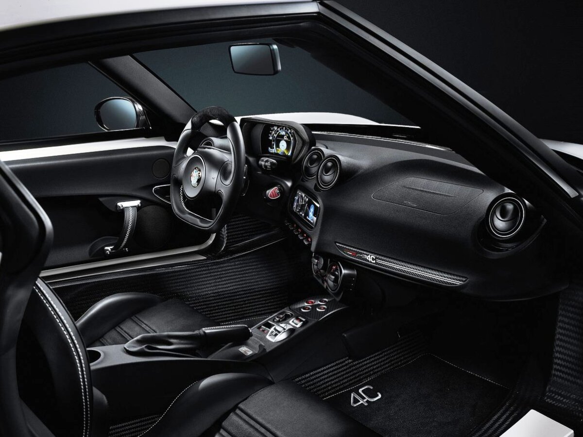 Alfa Romeo-4C 2014