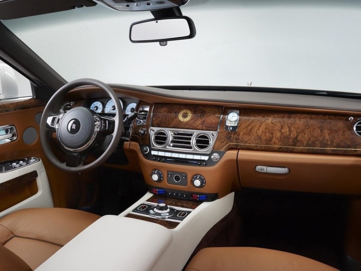 Rolls-Royce Ghost Golden Sunbird
