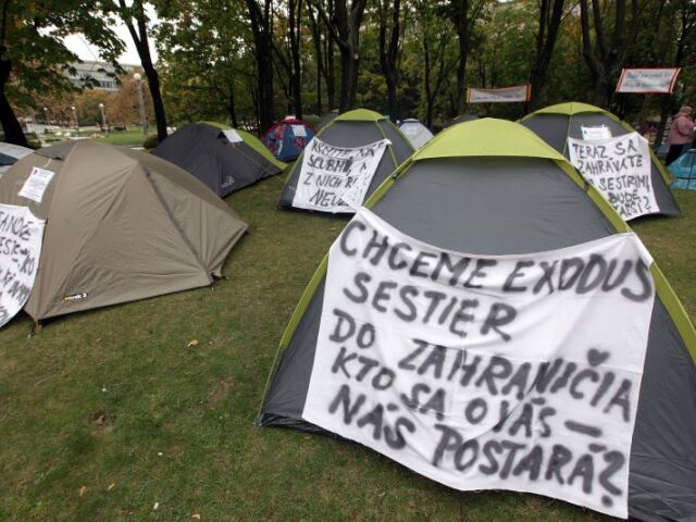 sestry, protest, stanovanie, stany
