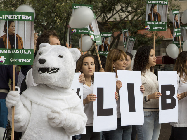 Greenpeace, protesty