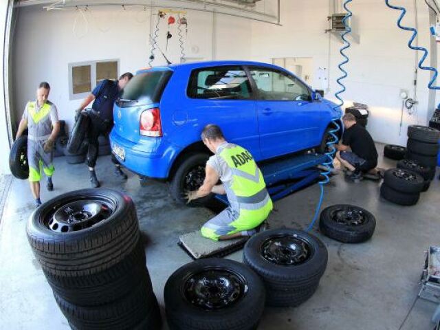 Test zimných pneumatík 2013 - ADAC
