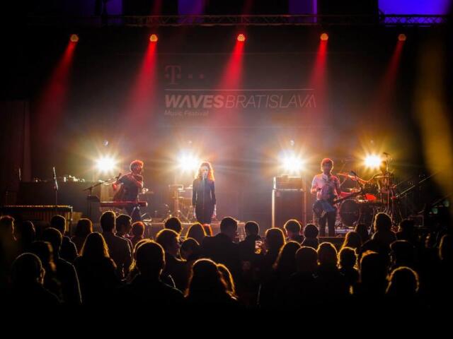 web WAVES