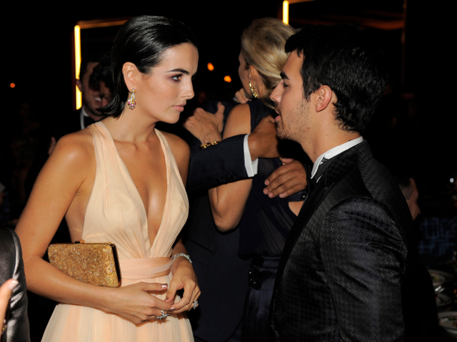 Camilla Belle