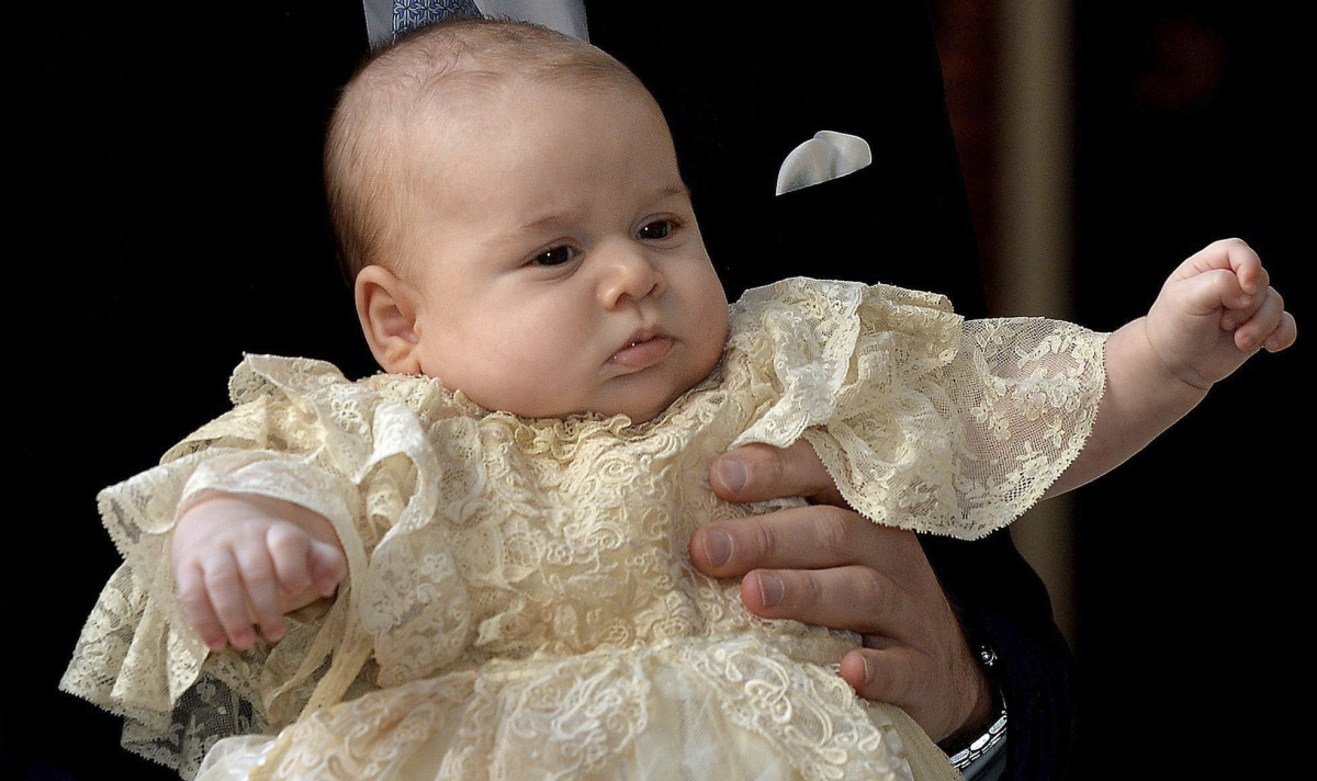 Britský princ George počas krstu. 