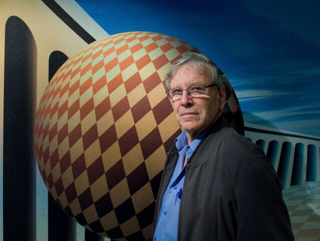 Amos Oz