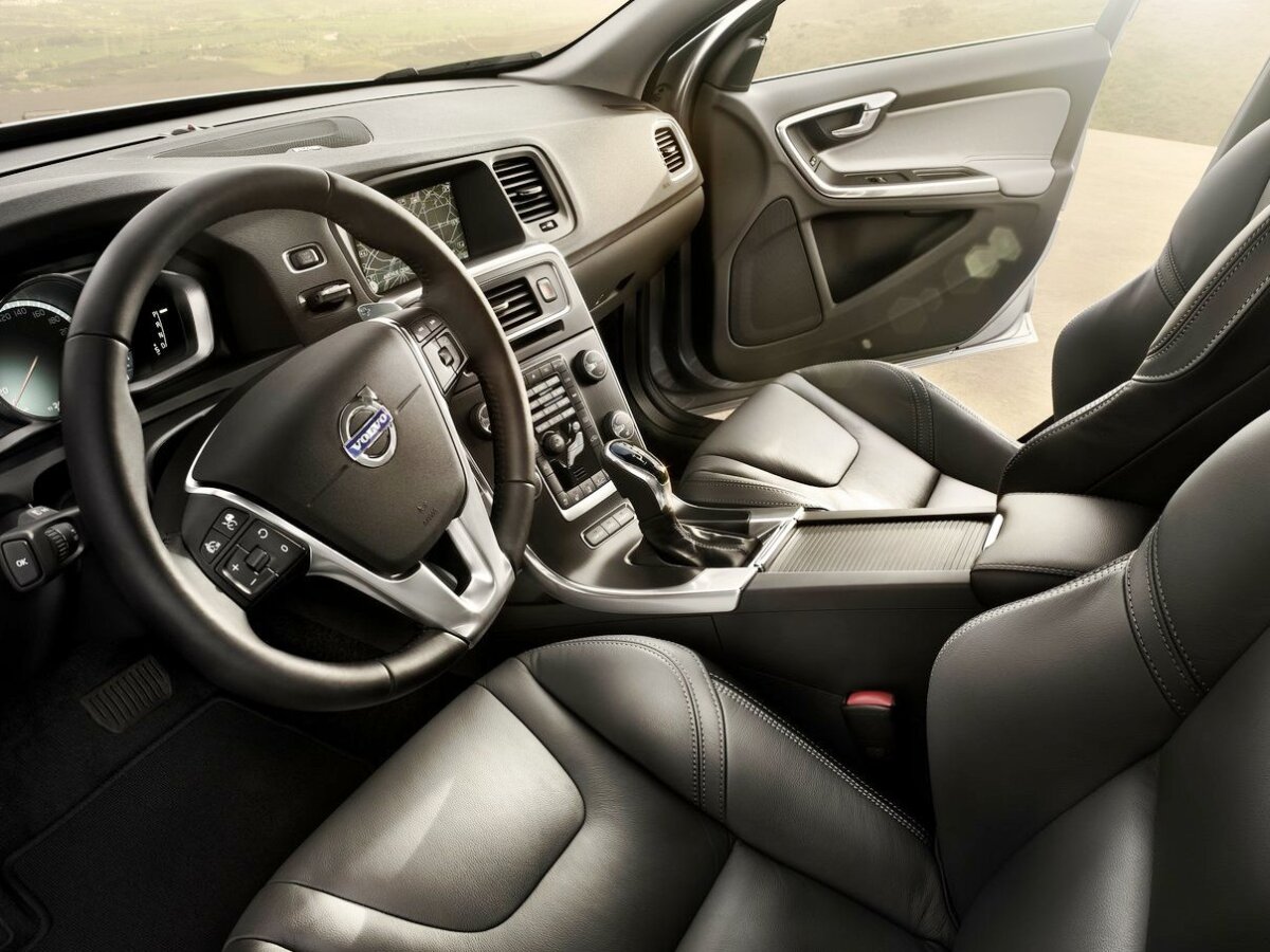 Volvo-S60 2014