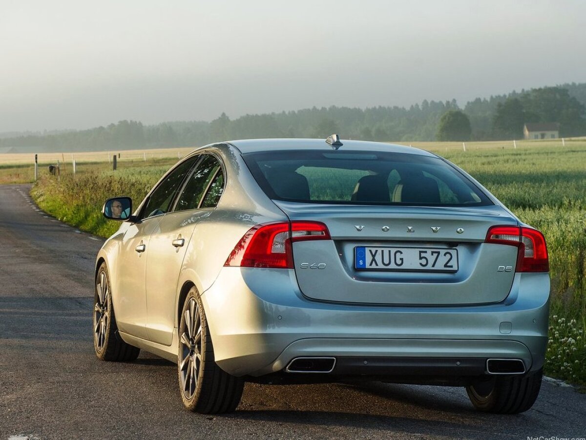 Volvo-S60 2014