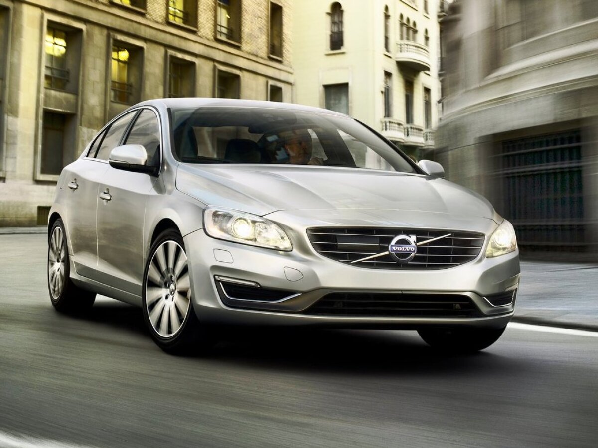 Volvo-S60 2014