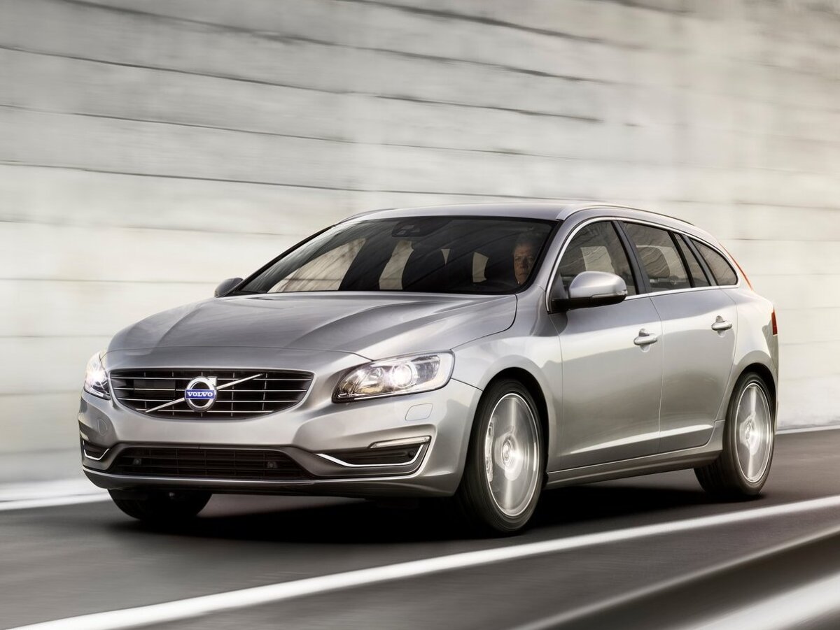 Volvo-V60 2014