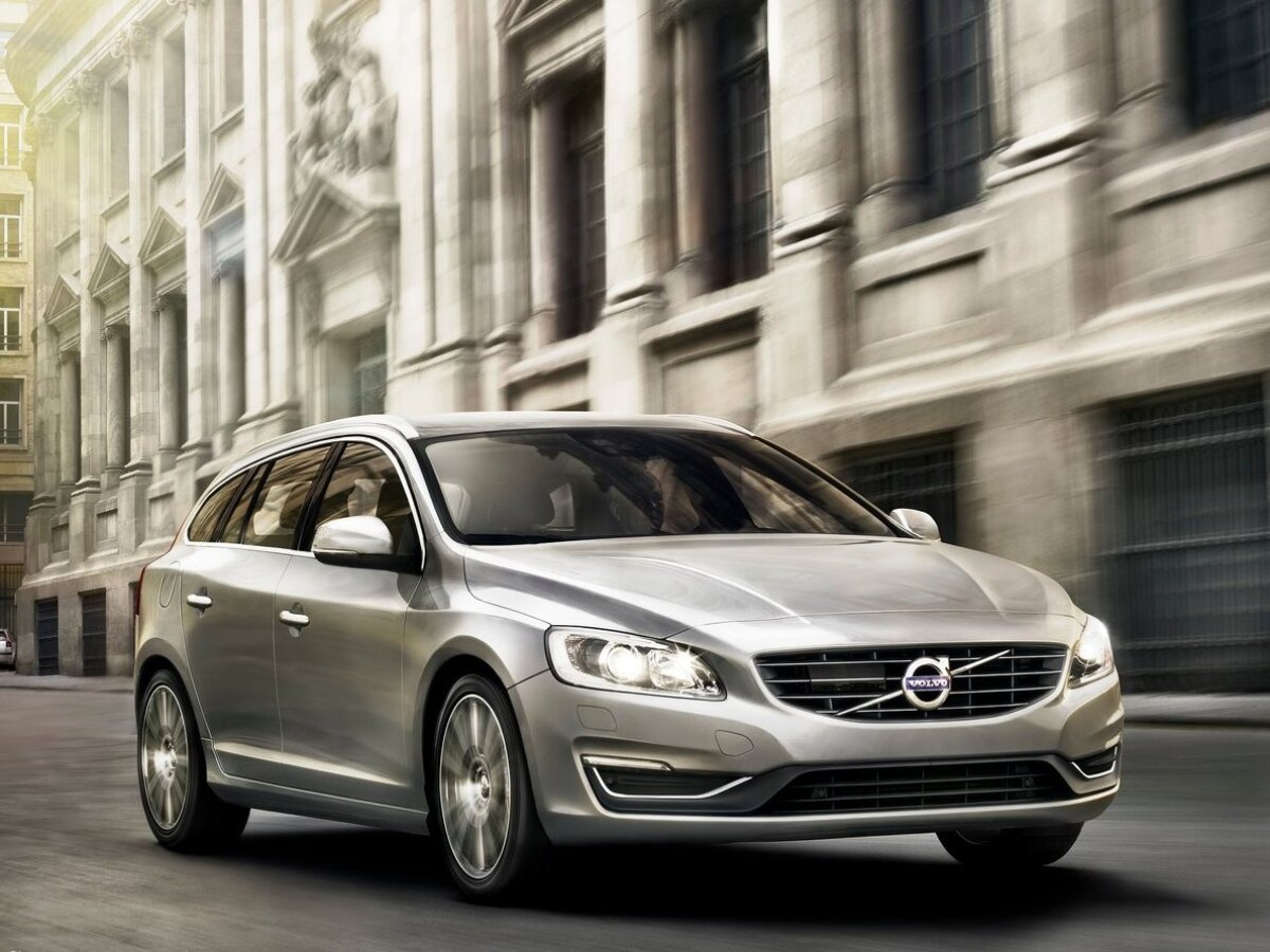 Volvo-V60 2014