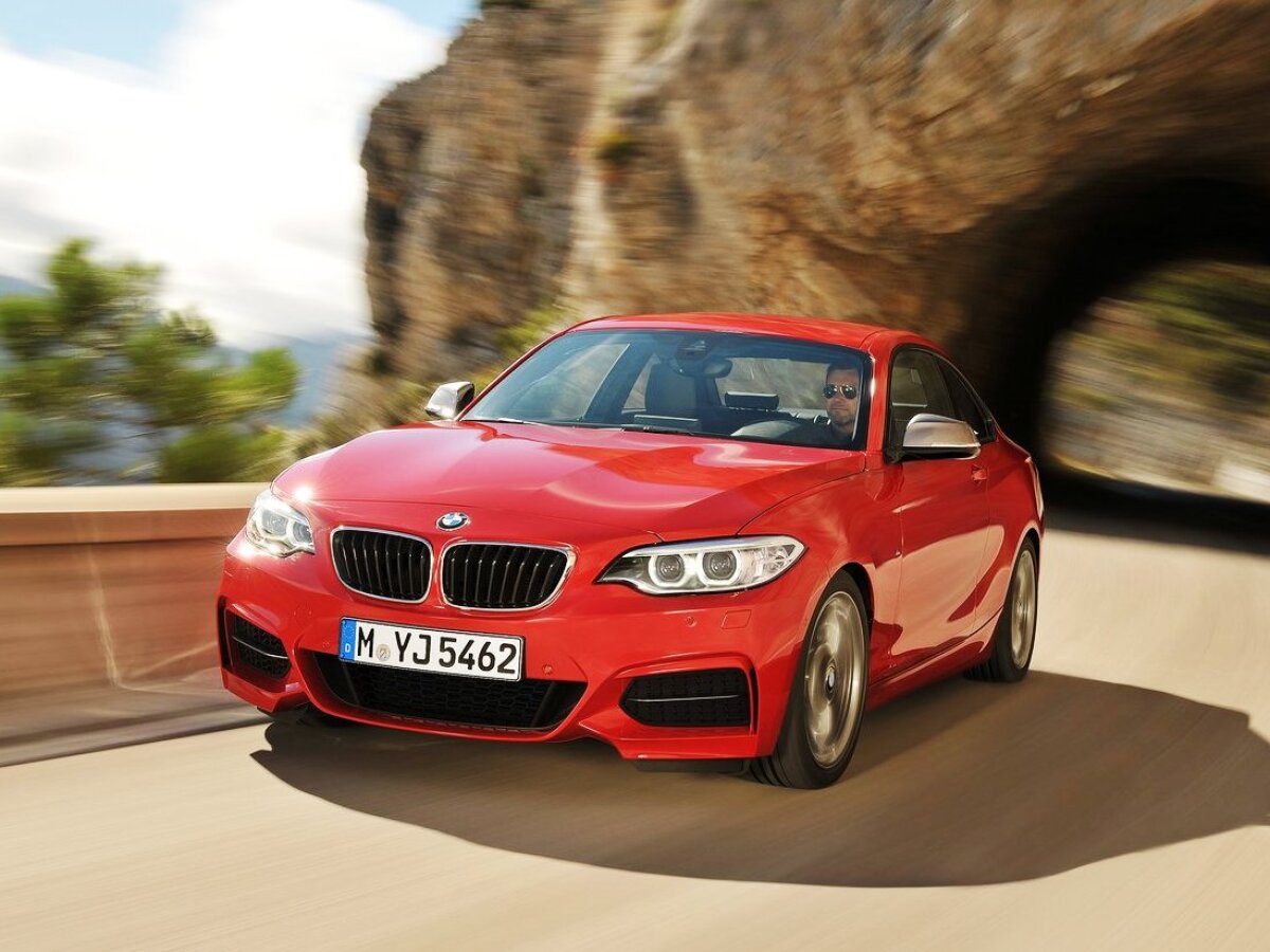 BMW-M235i Coupe 2014