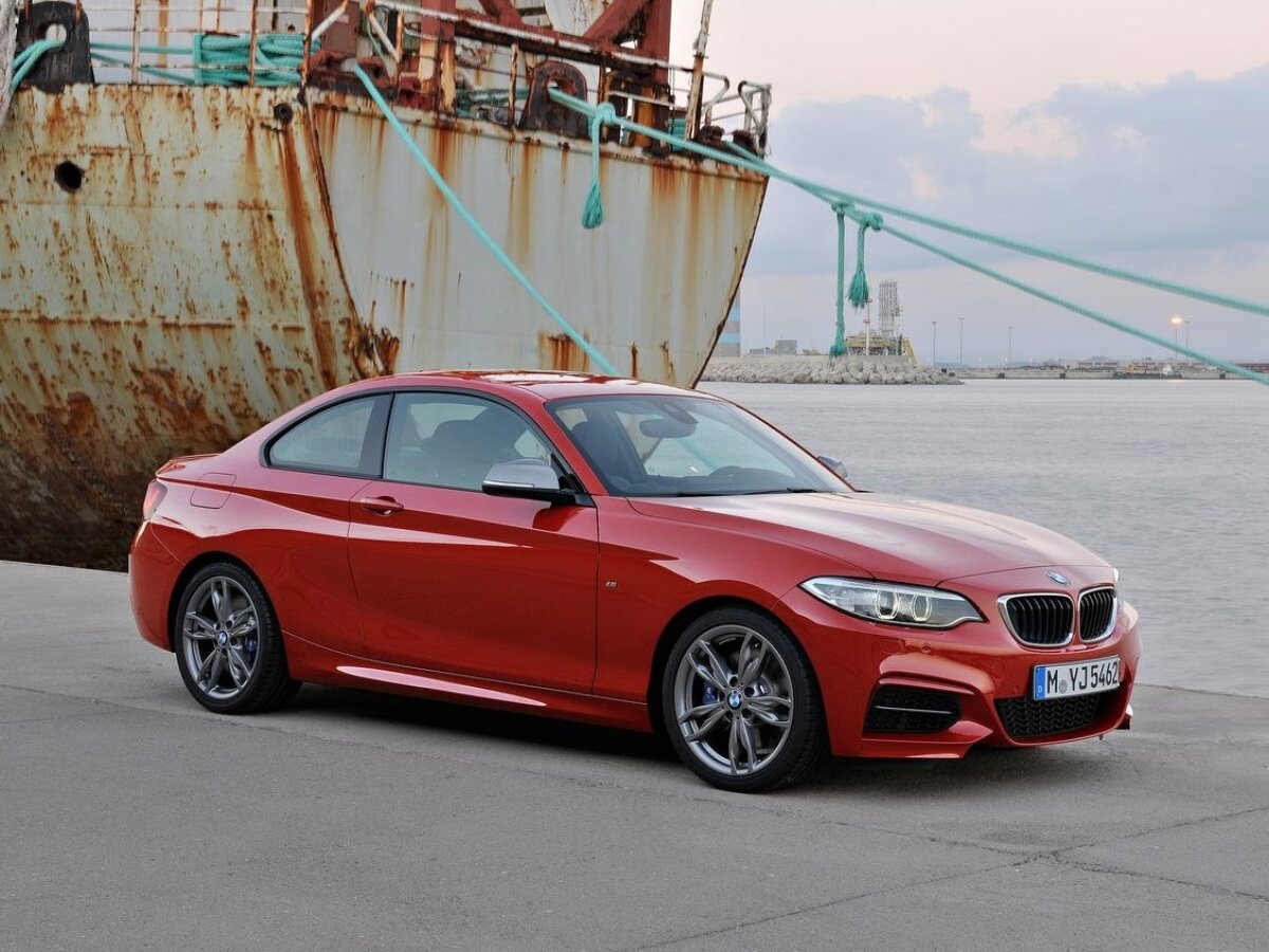 BMW-M235i Coupe 2014