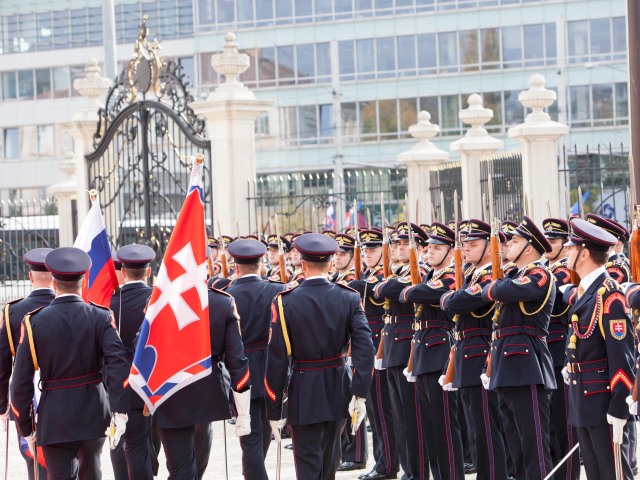 prezidentsky palac, gasparovic, francuzsky prezident FranÃ§ois H