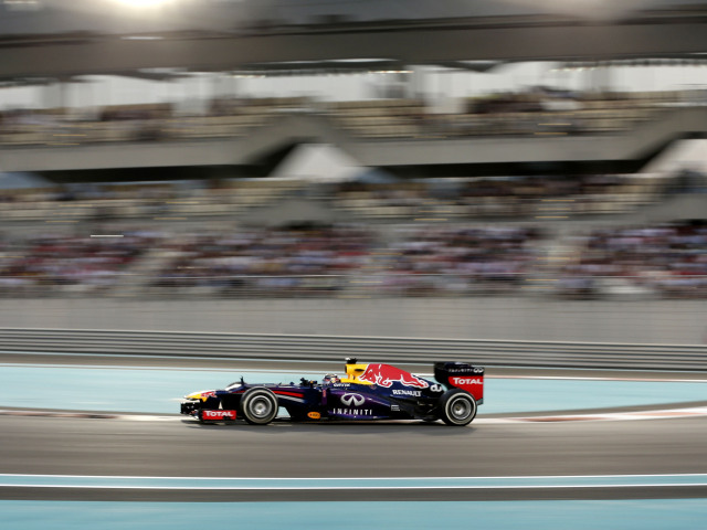 VC Abú Zabí (Sebastian Vettel)