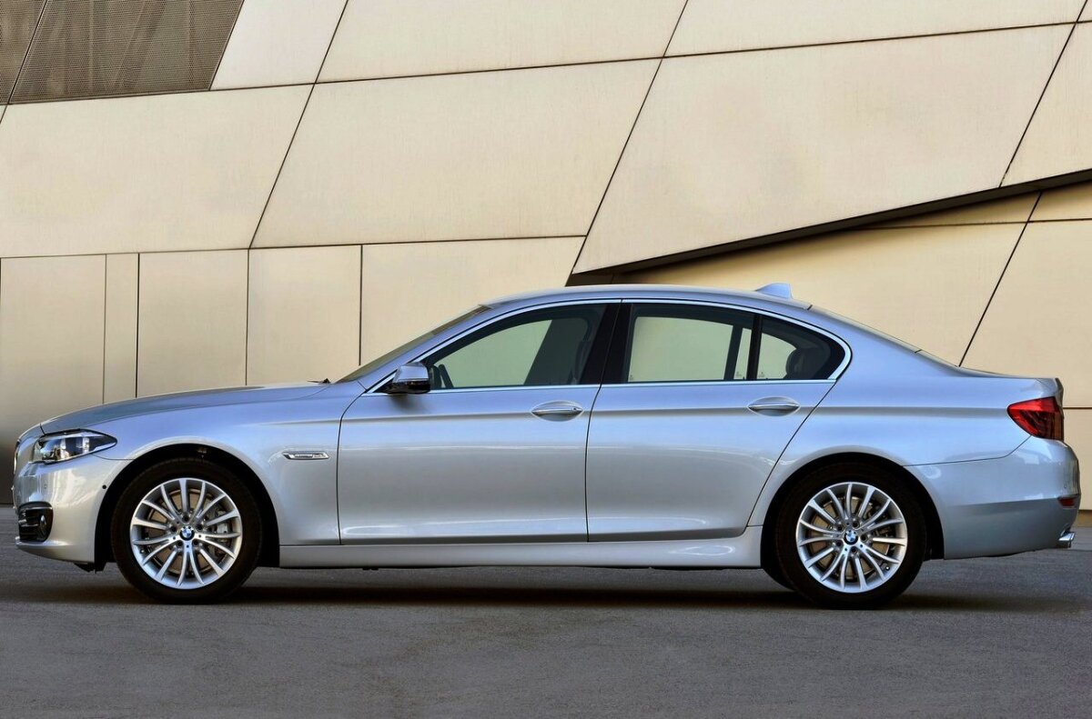 BMW-5-Series 2014