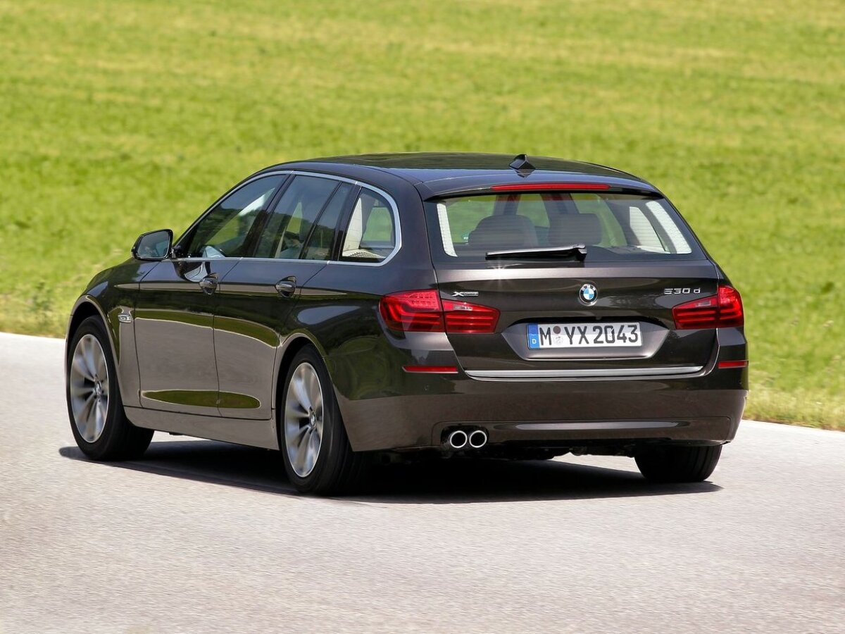 BMW-5-Series Touring 2014