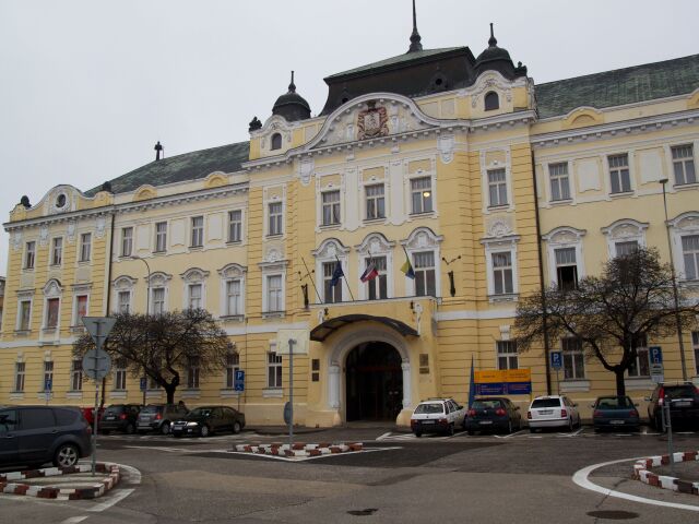 zupa, zupny dom, sidlo Nitrianskeho samospravneho kraja