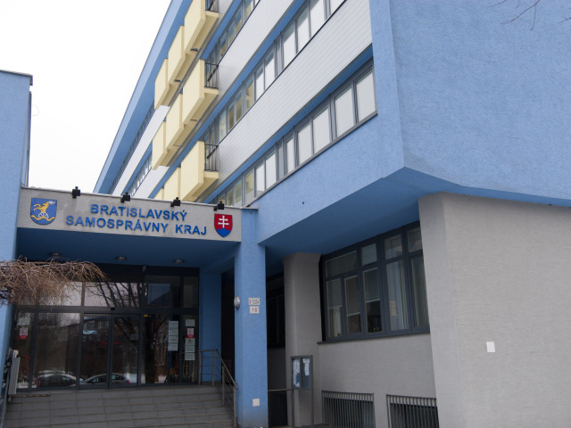 Bratislavský samosprávny kraj, Sídlo úradu Bratislavského samosprávneho kraja