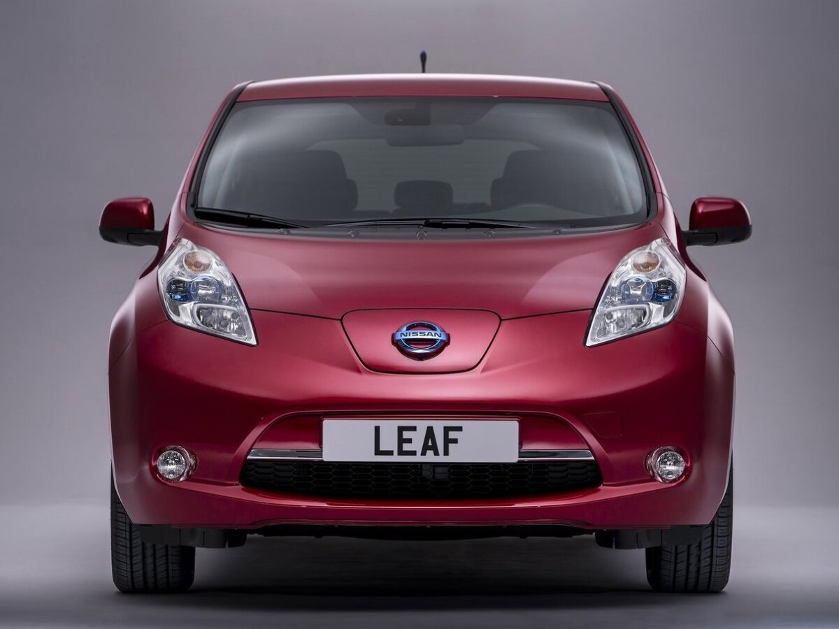 Nissan-Leaf 2014