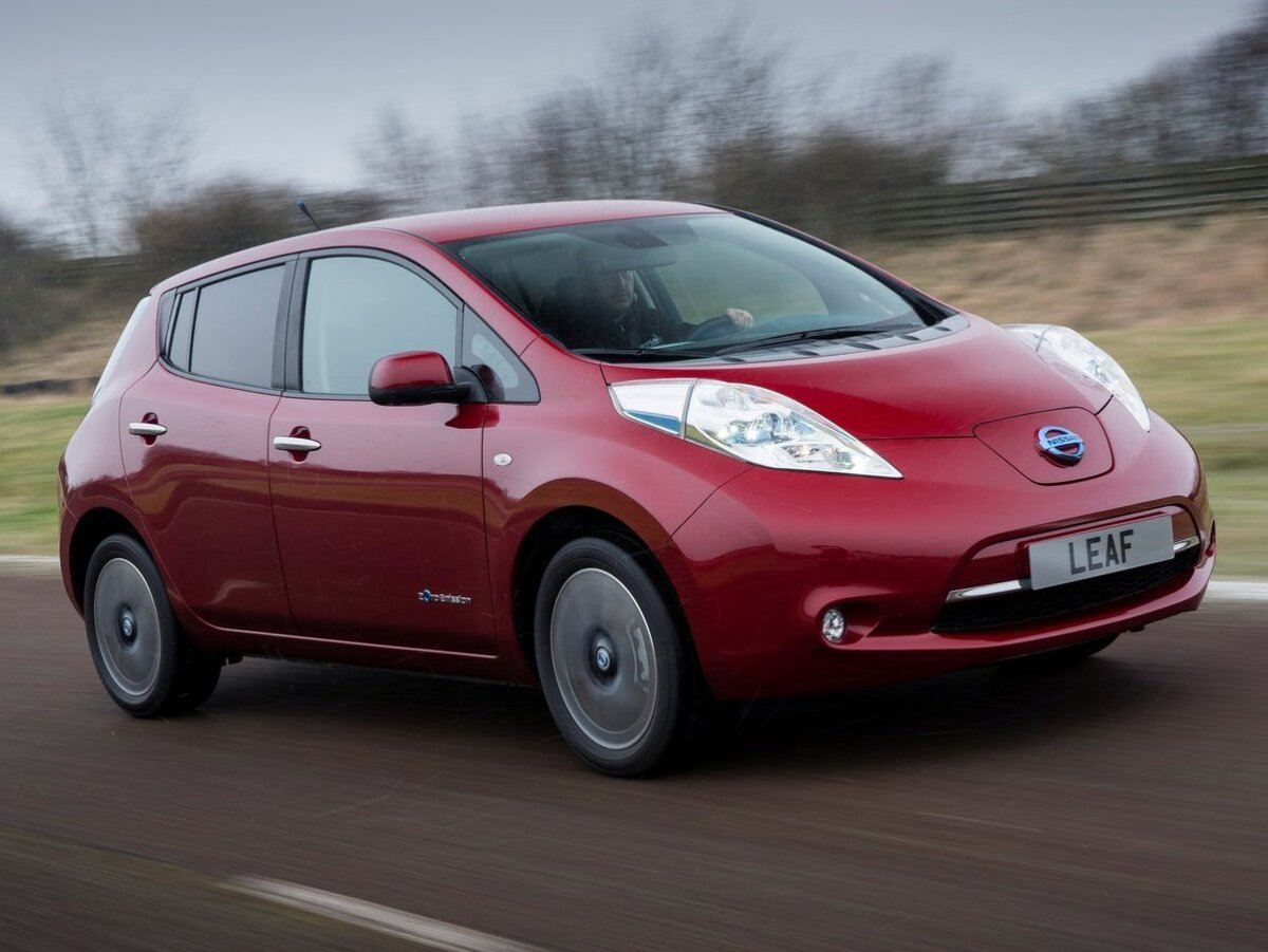 Nissan-Leaf 2014