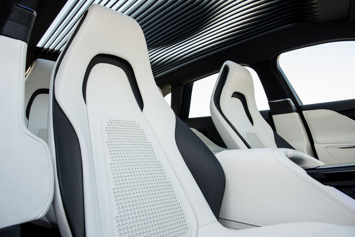 Jaguar C-X17 Liquid Aluminium