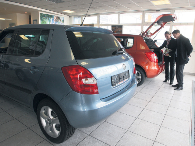 auto, automobil, predaj, showroom, fabia