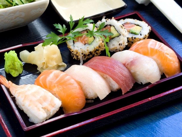 japonské sushi, národné jedlo
