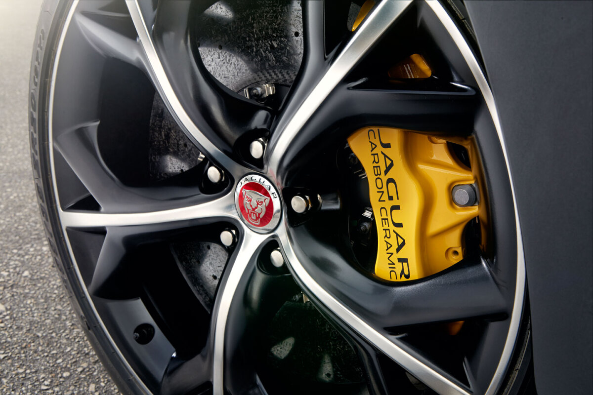 Jaguar F-Type Coupé 2014