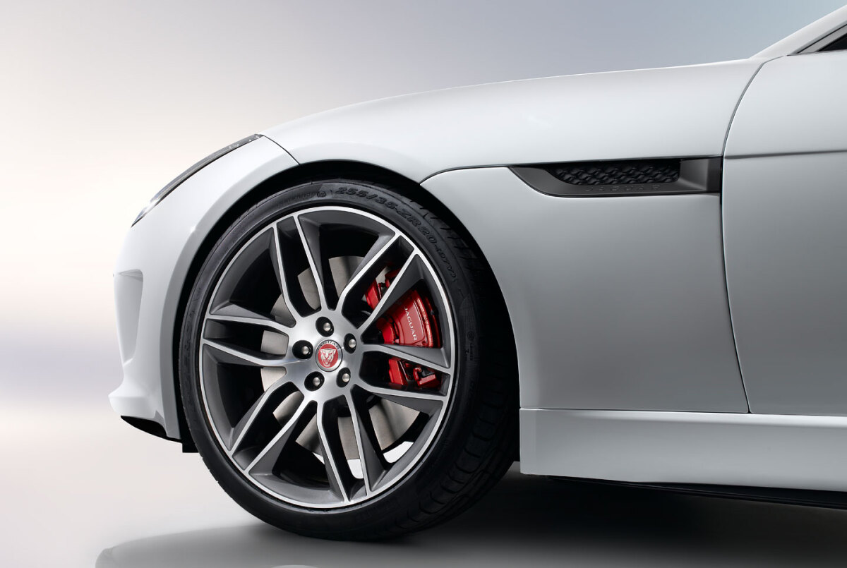 Jaguar F-Type Coupé 2014