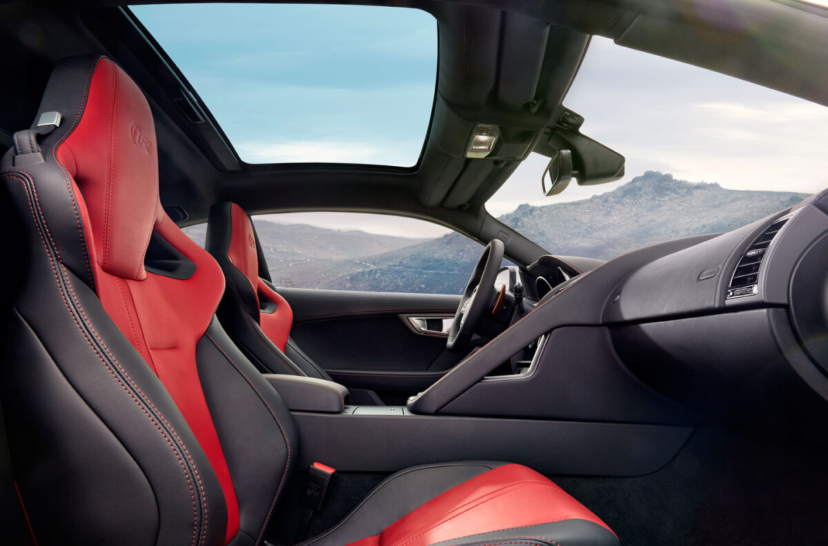Jaguar F-Type Coupé 2014