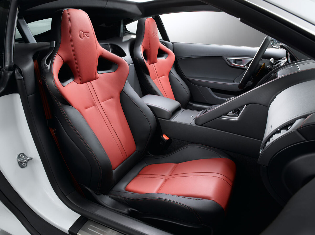 Jaguar F-Type Coupé 2014
