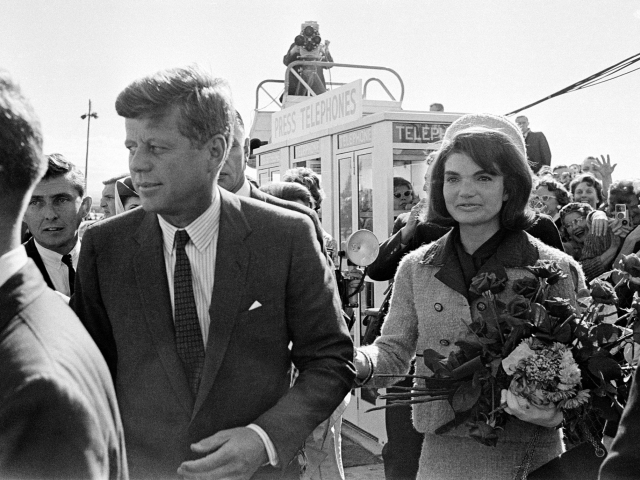 JF Kennedy, atentát, Oswald Stachan