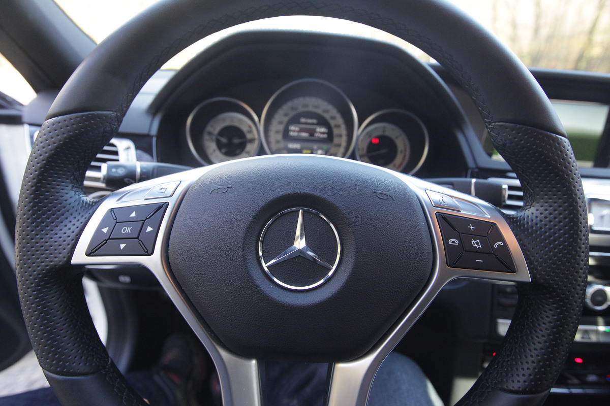 Mercedes-Benz E
