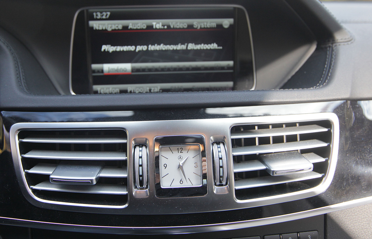 Mercedes-Benz E