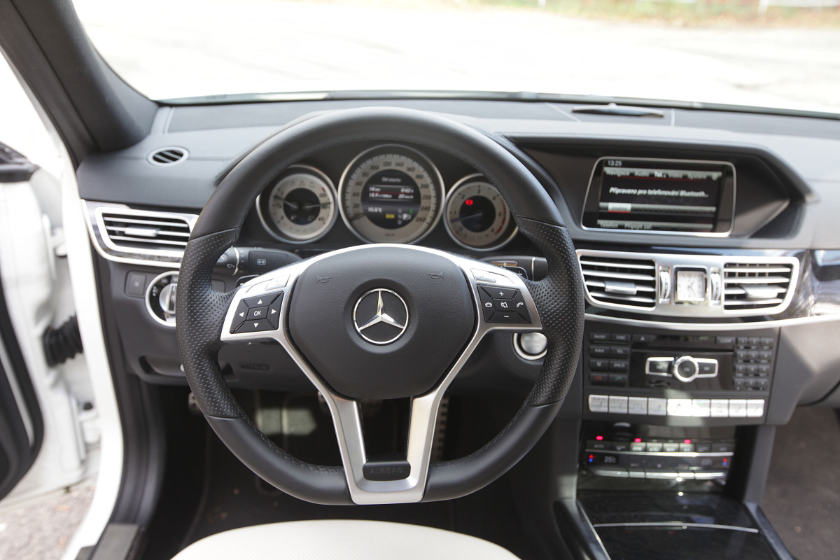 Mercedes-Benz E