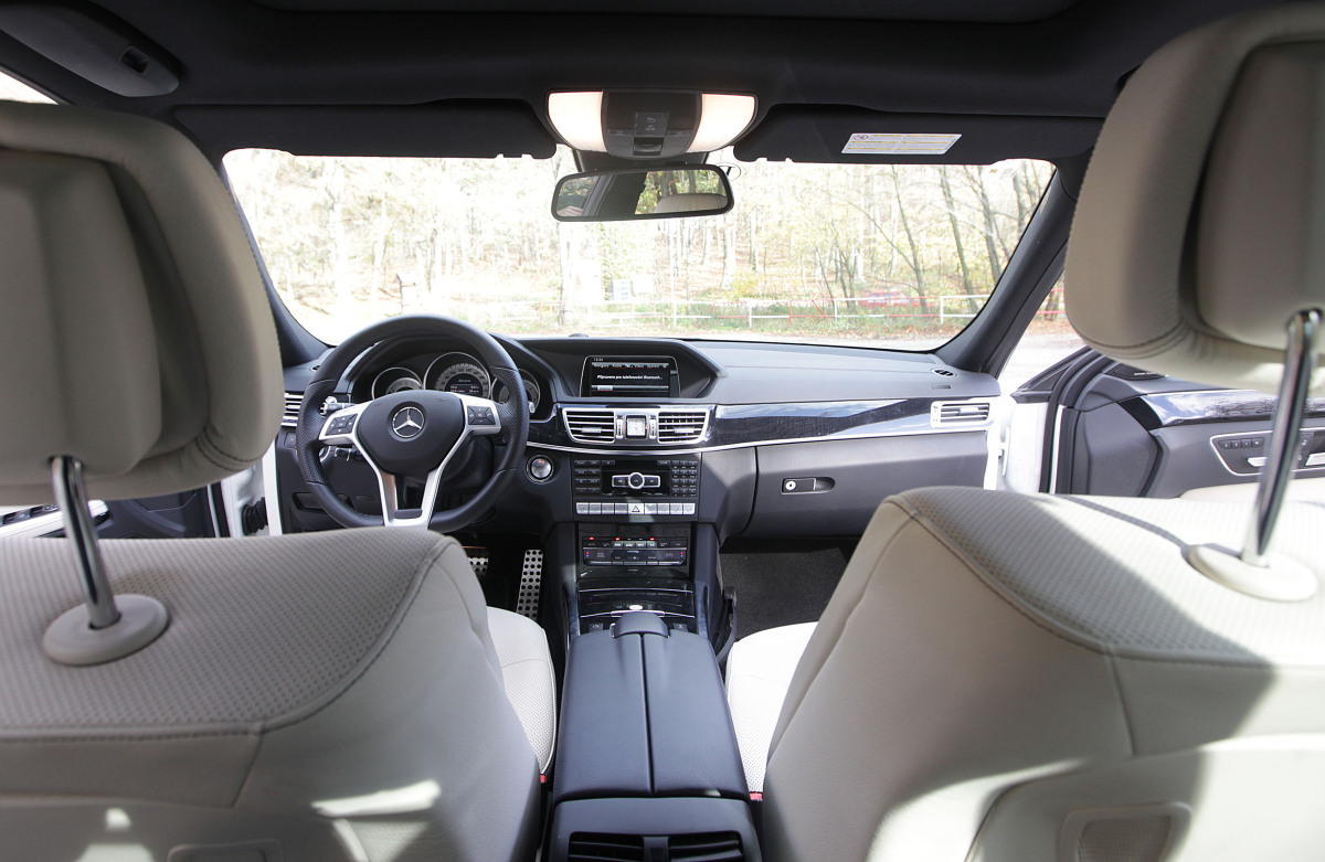 Mercedes-Benz E