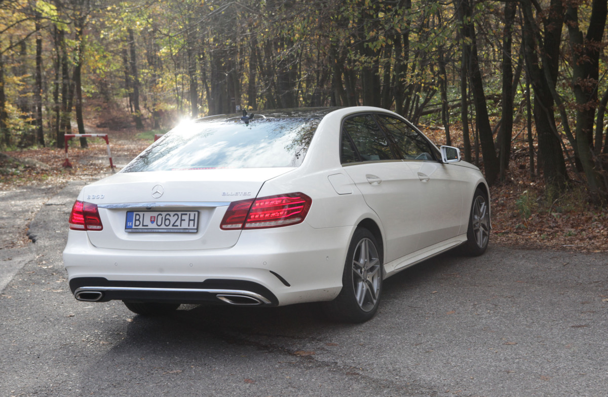 Mercedes-Benz E